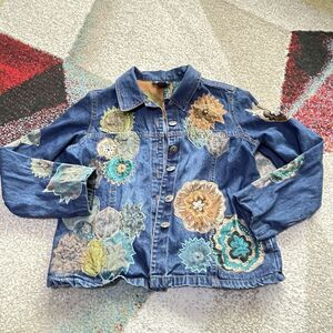 Vintage West End Denim Jacket Embroidered Floral Applique Blue Jean Petite S